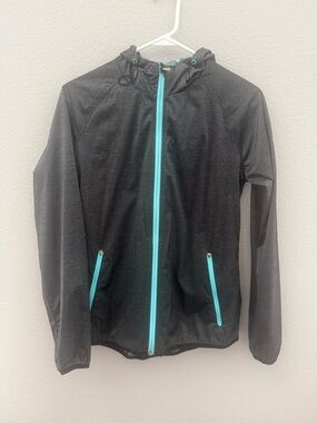 ASICS Running Jacket Lightweight Black Hooded Jacket with Aqua Trim